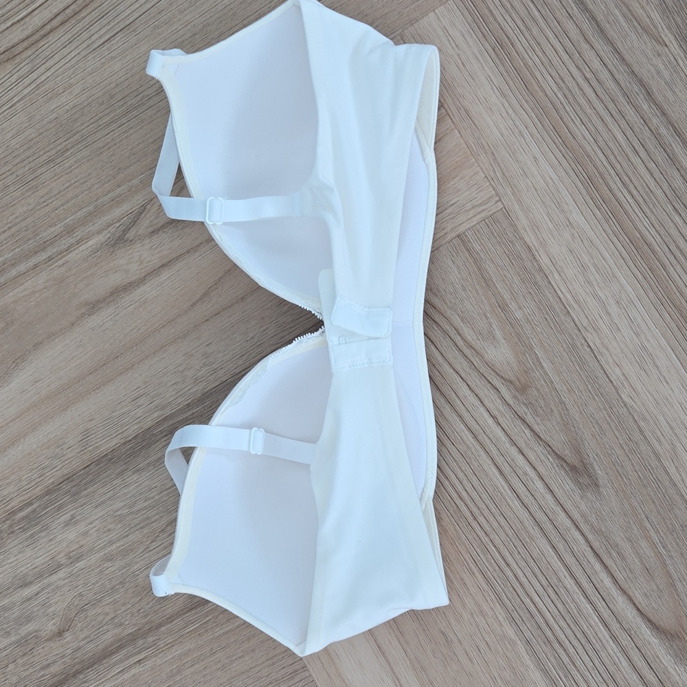 Victoria's Secret Plunge White Bra 34D - Picture 4 of 5